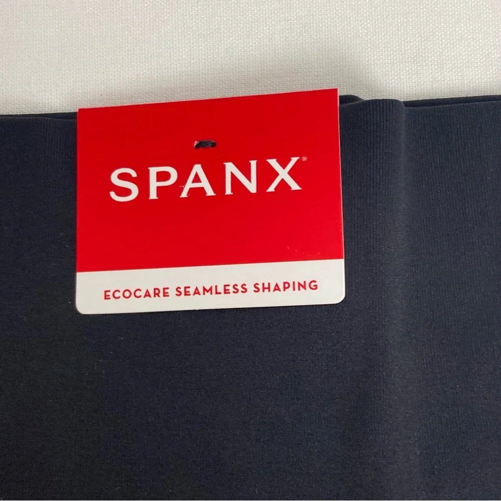 SPANXshape ExtraOrdinary Boyshort in Very Black Size Small NWT - Picture 4 of 9